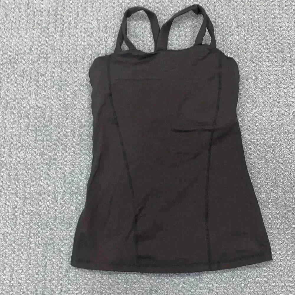 Kiragrace tank top NWOT